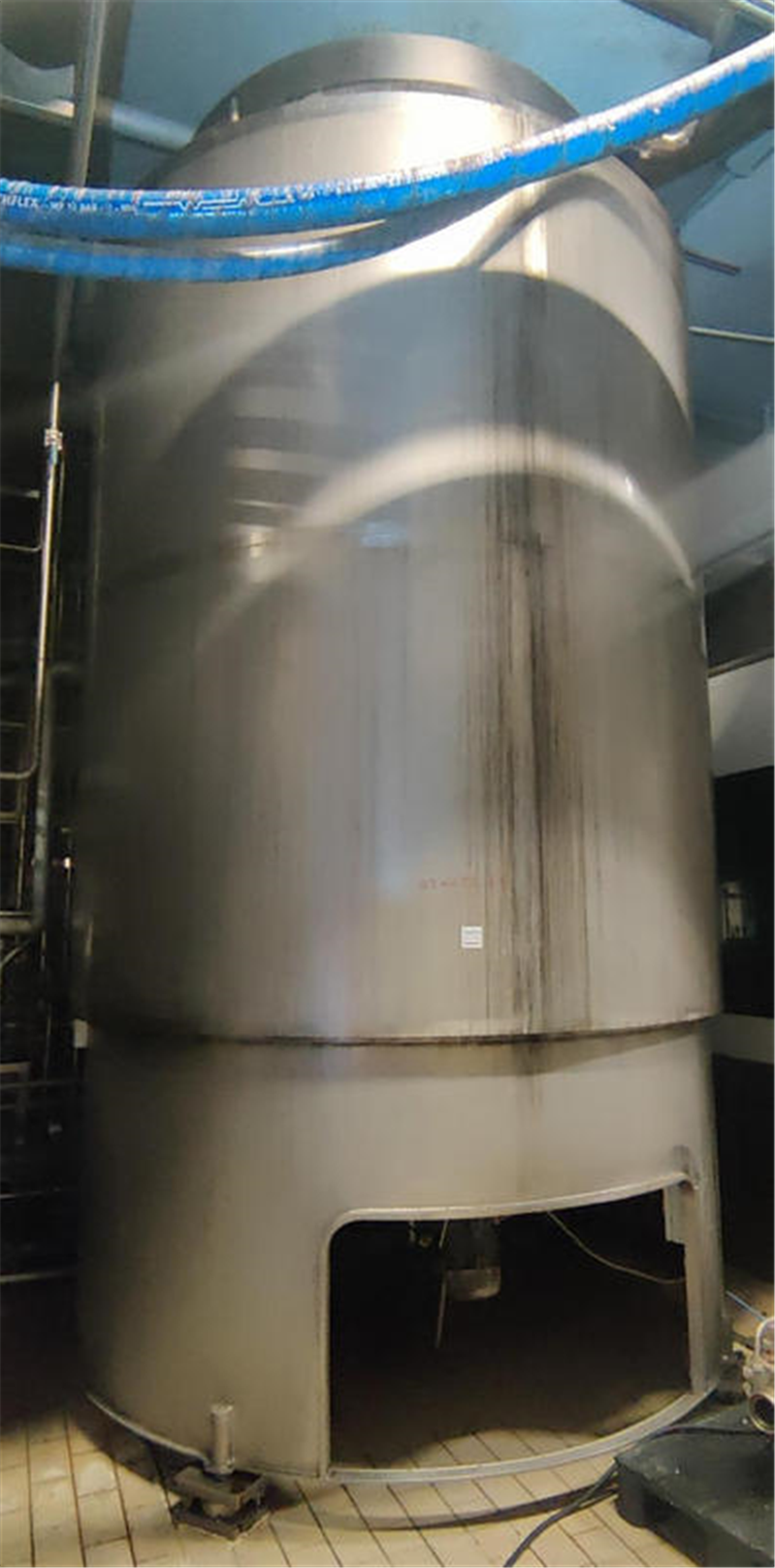 03.46.OL.26 - Cuve de mélange d'occasion