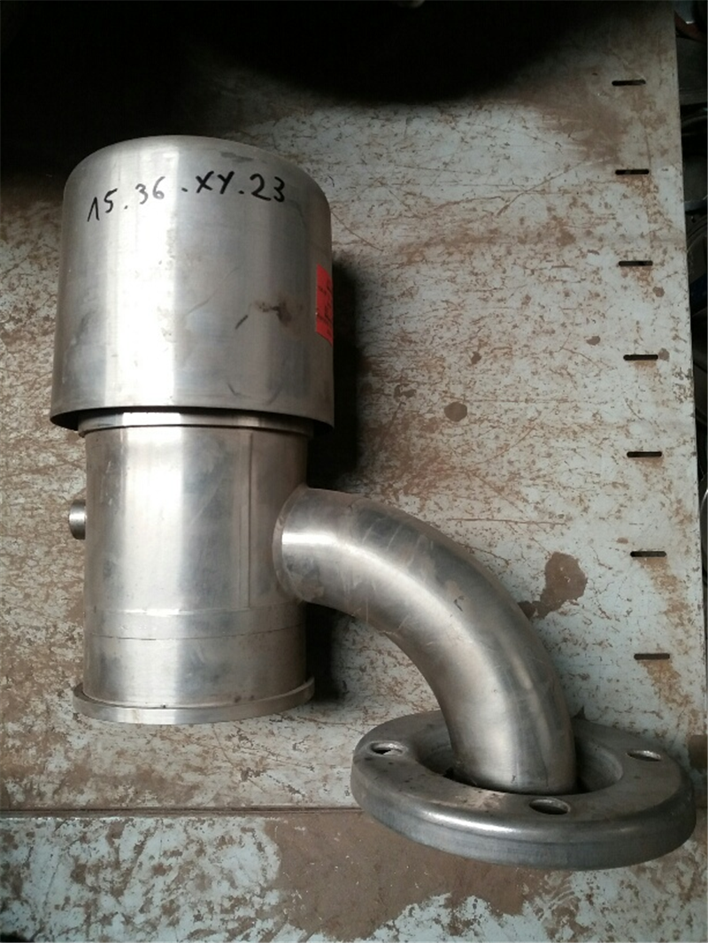 Over -en onderdukventiel met filter merk: Servinox Ø140mm ; -30/100 mBAR